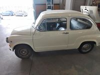 Usata Fiat 600D 31 CV (22 kW) 1977 Beige Utilitaria