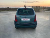 Usata Lancia Musa 95 CV (69 kW) 2005 Verde Monovolume