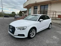 Usado Audi A3 Design 110 CV (80 kW) 2016 Blanco Berlina