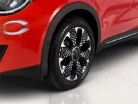 Nuova Fiat 600E La Prima 61 kW (84 CV) 2025 572 SUV