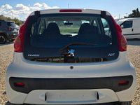 Usata Peugeot 107 68 CV (50 kW) 2010 Bianco Utilitaria