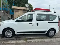 Gebraucht Dacia Dokker 102 PS (75 kW) 2017 Weiß Van / Kleinbus