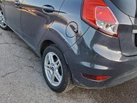 Usata Ford Fiesta 97 CV (71 kW) 2013 Blu Utilitaria