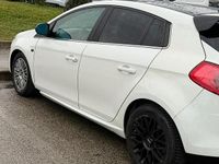 Usata Fiat Bravo 105 CV (77 kW) 2012 Bianco Utilitaria