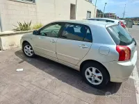 Usata Toyota Corolla 90 CV (66 kW) 2006 Grigio Monovolume