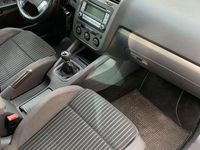 Usata VW Golf V Sportline 105 CV (77 kW) 2007 Grigio Berlina