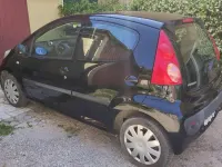 Usata Peugeot 107 54 CV (39 kW) 2007 Nero Utilitaria