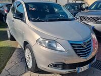 Usata Lancia Ypsilon Silver 85 CV (62 kW) 2014 Giallo Utilitaria