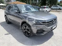 Usata VW Touareg 286 CV (210 kW) 2021 Grigio SUV