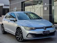 Usata VW Golf VIII Life 116 CV (85 kW) 2023 Grigio Berlina