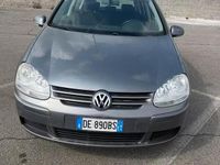Usata VW Golf V 102 CV (75 kW) 2007 Grigio Berlina