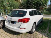 usata Opel Astra SPORT TOURER CDTi