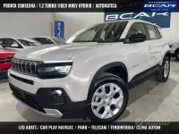 Usado Jeep Avenger Altitude 110 CV (80 kW) 2025 Gris SUV