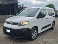Usata Citroën Berlingo Live 102 CV (75 kW) 2021 Bianco Monovolume