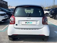 Usata Smart ForTwo Coupé Pulse 41 kW (56 CV) 2023 Bianca Utilitaria