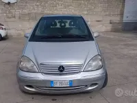 Usata Mercedes A200 Elegance 95 CV (69 kW) 2001 Grigio Monovolume