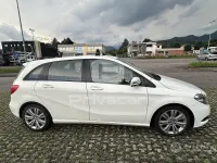 Usata Mercedes B180 Executive 109 CV (80 kW) 2013 Bianco Utilitaria
