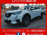 Usata Peugeot 2008 Active 102 CV (75 kW) 2021 Bianco SUV
