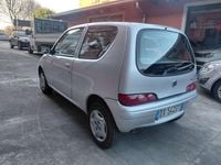 Usata Fiat 600 Active 54 CV (39 kW) 2009 Grigio chiaro Utilitaria