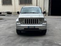 Usata Jeep Cherokee 177 CV (130 kW) 2009 Grigio SUV