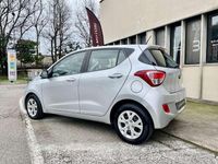 Usata Hyundai i10 67 CV (49 kW) 2015 Argento Utilitaria