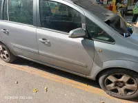 Usata Opel Zafira 120 CV (88 kW) 2006 Monovolume