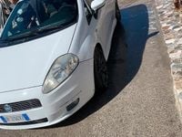 Usata Fiat Punto Sport 130 CV (95 kW) 2006 Bianco Utilitaria