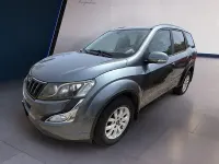 Usata Mahindra XUV500 140 CV (102 kW) 2019 Grigio SUV