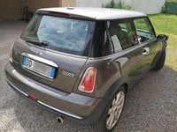 Usata Mini Cooper 116 CV (85 kW) 2006 Bronzo Utilitaria