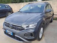 Usata VW T-Roc Life 110 CV (80 kW) 2023 Indium grey SUV