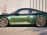 Nuova Porsche 911 Turbo S 711 CV (522 kW) 2025 Oak green metallic Coupé