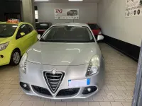 Usata Alfa Romeo Giulietta Distinctive 105 CV (77 kW) 2013 Grigio Utilitaria