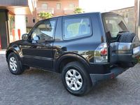 Usata Mitsubishi Pajero 190 CV (139 kW) 2018 Nero metallizzato SUV