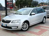 Usata Skoda Octavia Style 110 CV (80 kW) 2016 Grigio Station wagon