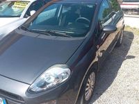 Usata Fiat Punto Lounge 69 CV (50 kW) 2016 Grigio Utilitaria