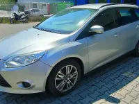 Usata Ford Focus 95 CV (69 kW) 2011 Argento Station wagon