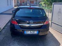 Usata Opel Astra Cosmo 110 CV (80 kW) 2009 Berlina