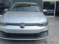 Usata VW Golf VIII Life 115 CV (84 kW) 2022 Grigio Berlina