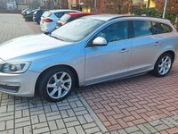 Usata Volvo V60 Momentum 181 CV (133 kW) 2014 Argento Station wagon