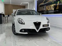 Usata Alfa Romeo Giulietta Super 120 CV (88 kW) 2017 Bianco Utilitaria