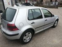 Usata VW Golf IV 101 CV (74 kW) 2002 Grigio Berlina