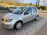 Usata Mazda 2 67 CV (49 kW) 2006 Argento Utilitaria