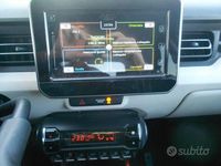 Usata Suzuki Ignis 90 CV (66 kW) 2019 Bianco pastello Berlina