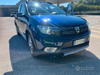 Usata Dacia Sandero Stepway 75 CV (55 kW) 2019 Blu Berlina