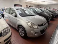 Usata Hyundai i20 77 CV (56 kW) 2011 Argento Utilitaria