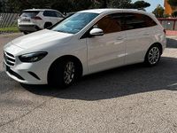 Usata Mercedes 220 2020 Bianco Berlina