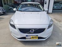 Usata Volvo V40 R-Design 116 CV (85 kW) 2014 Bianco Station wagon