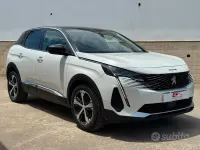 Usata Peugeot 3008 Allure 131 CV (96 kW) 2022 Bianco SUV