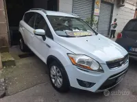 Usata Ford Kuga Titanium 163 CV (119 kW) 2012 Bianco SUV