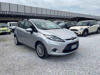 Usata Ford Fiesta 92 CV (67 kW) 2010 Grigio Utilitaria